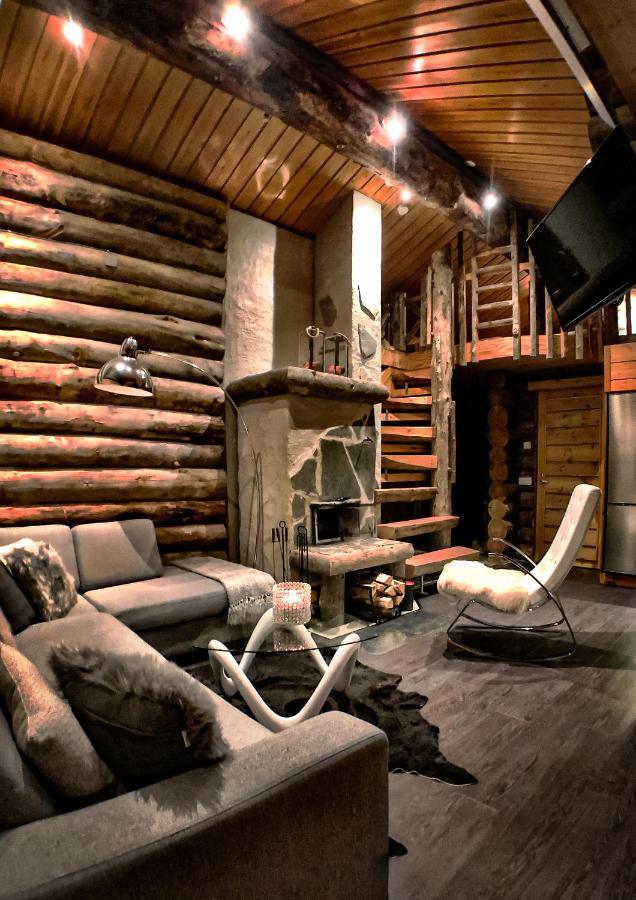 Oliver Chalet *