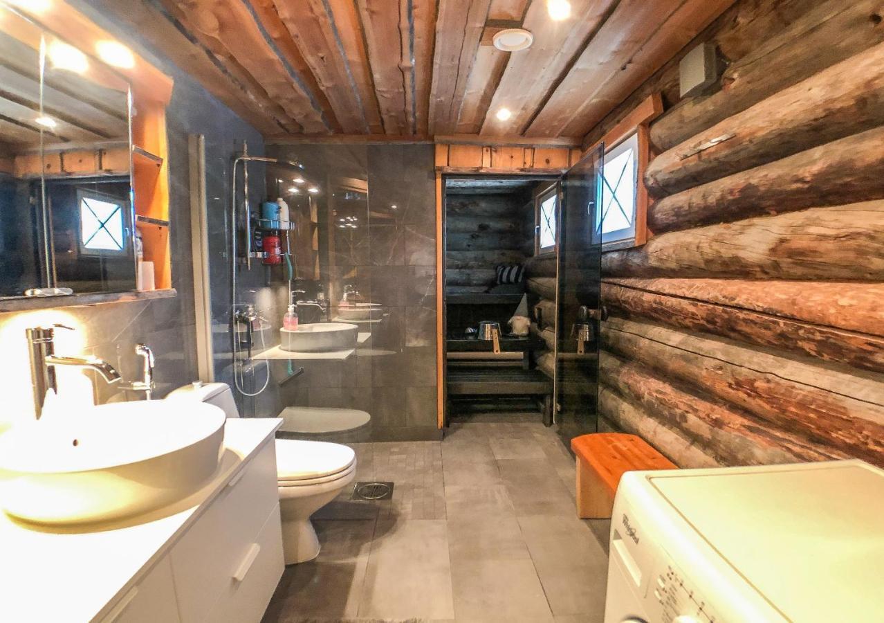 Oliver Chalet Ruka